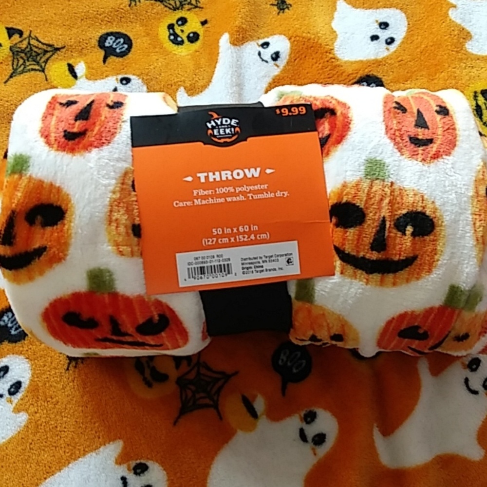 Pumpkin plush blanket 🎃🎃